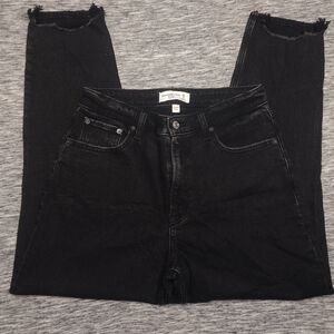 Abercrombie & Fitch Women's Black The Mom High Rise Jeans, Size 29, Like New